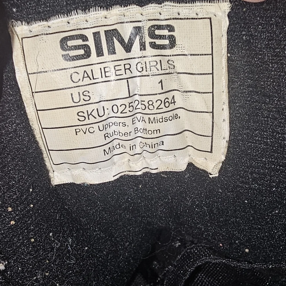SIMS Black and Pink Snow Boots